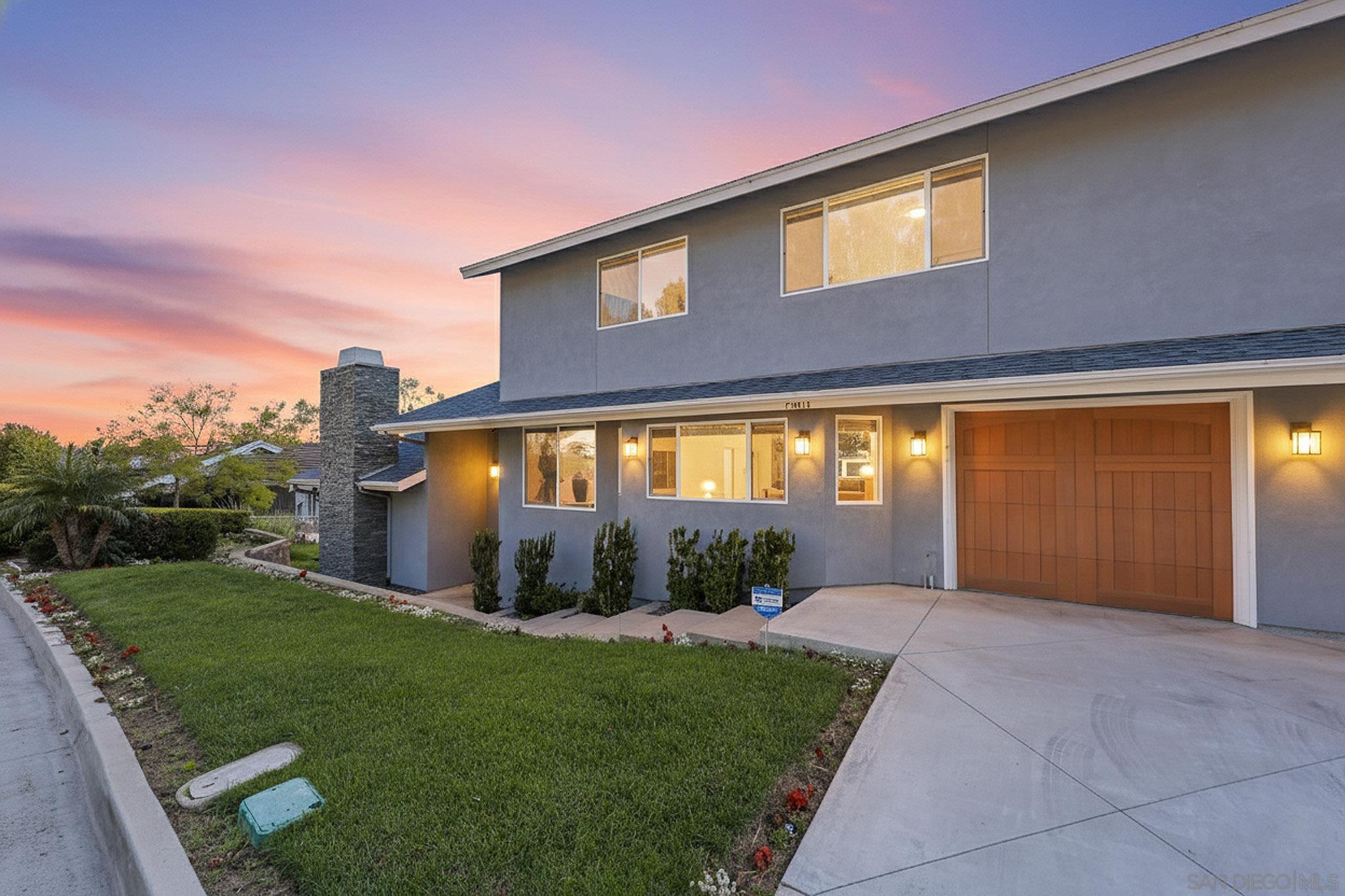 Detail Gallery Image 3 of 50 For 7901  Avenida Kirjah  Apn: 346-820-02-00,  La Jolla,  CA 92037 - 6 Beds | 6/1 Baths