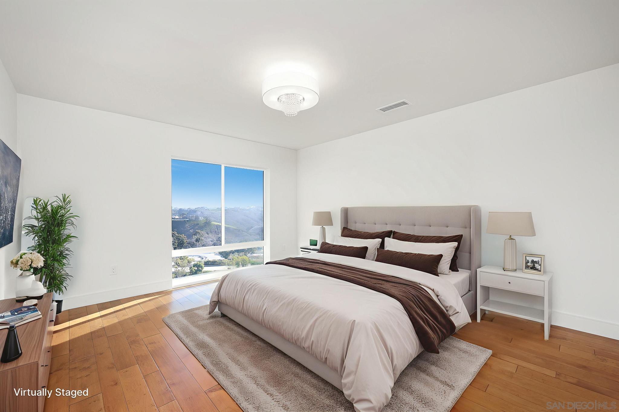 Detail Gallery Image 28 of 50 For 7901  Avenida Kirjah  Apn: 346-820-02-00,  La Jolla,  CA 92037 - 6 Beds | 6/1 Baths