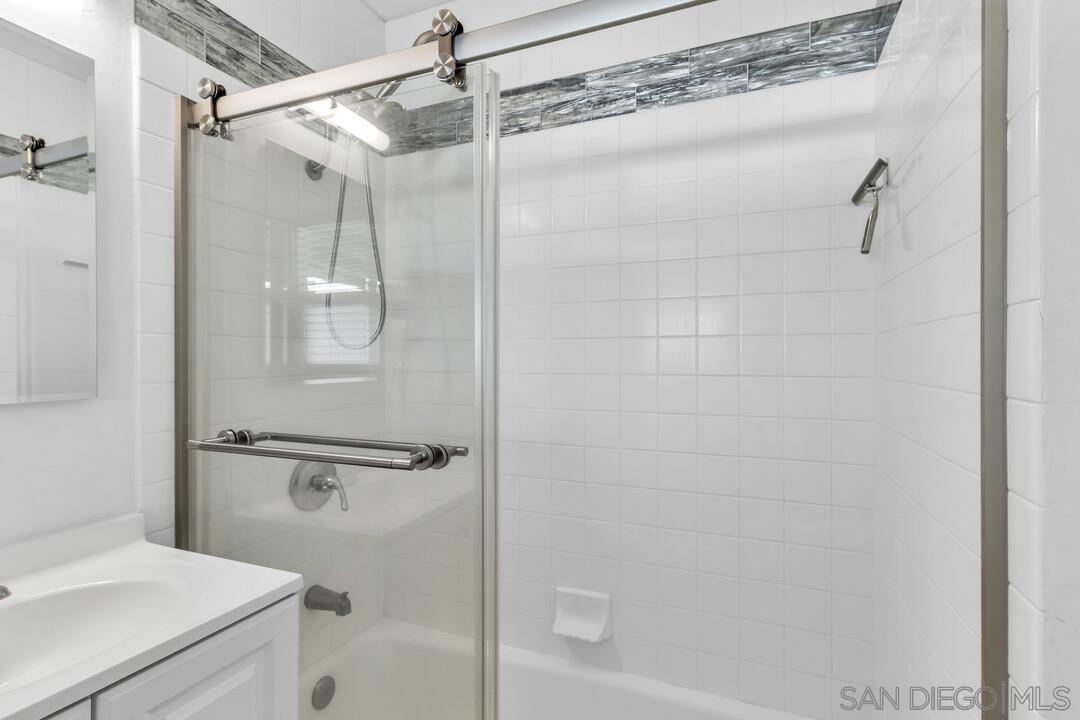 Detail Gallery Image 17 of 29 For 7722  Linda Vista Blvd, San Diego,  CA 92111 - 2 Beds | 1 Baths