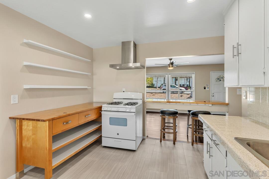 Detail Gallery Image 8 of 29 For 7722  Linda Vista Blvd, San Diego,  CA 92111 - 2 Beds | 1 Baths