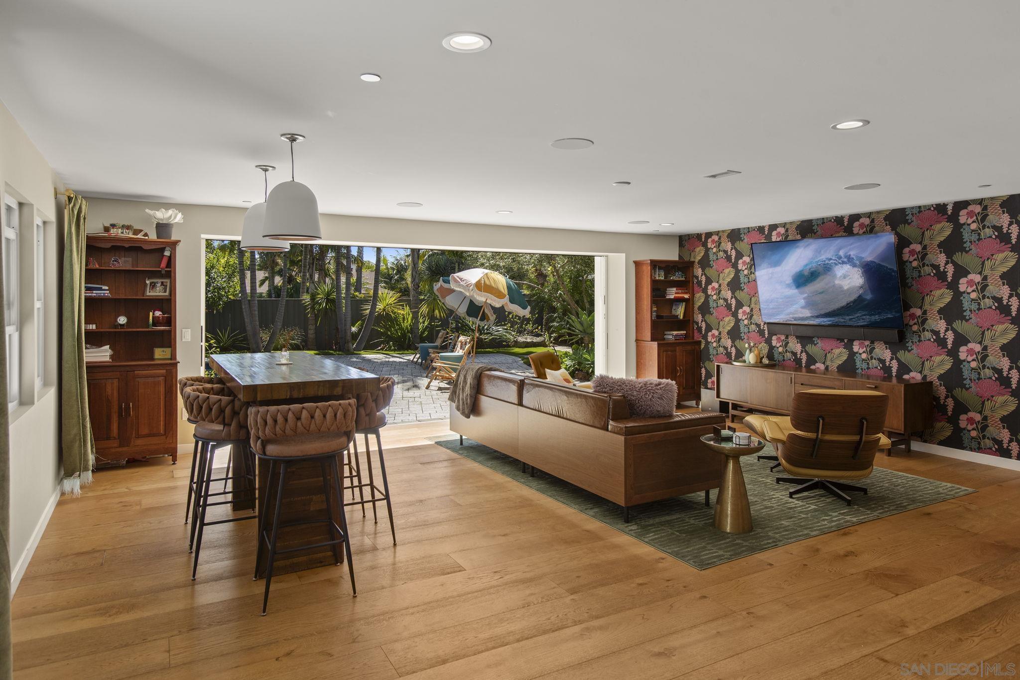 Detail Gallery Image 15 of 75 For 418  Parkwood Ln, Encinitas,  CA 92024 - 6 Beds | 5/1 Baths