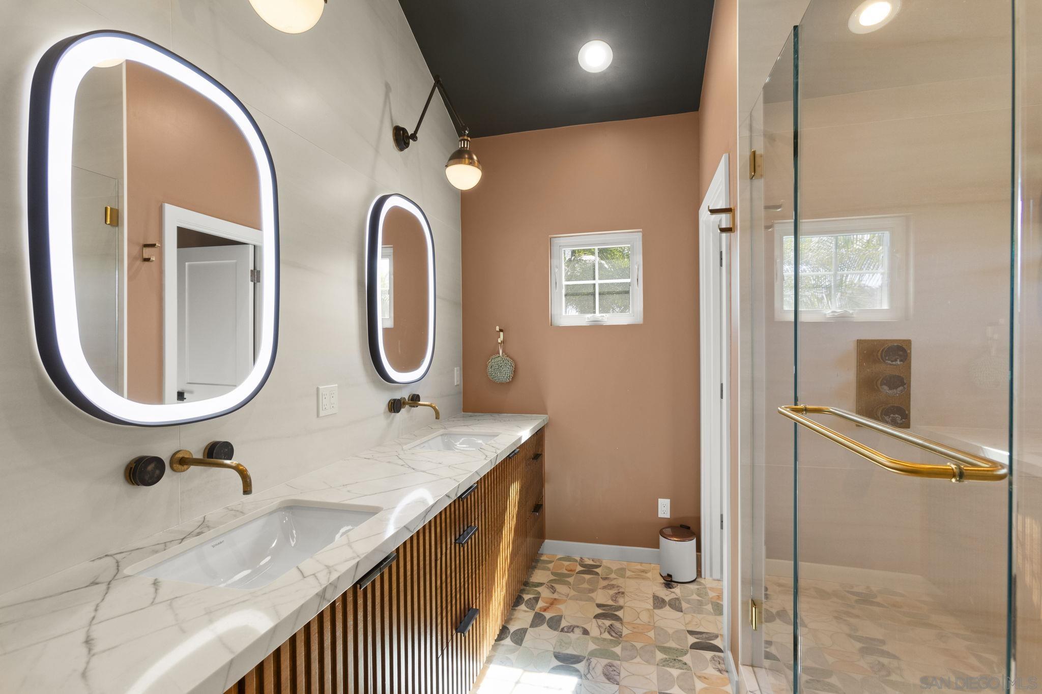 Detail Gallery Image 36 of 75 For 418  Parkwood Ln, Encinitas,  CA 92024 - 6 Beds | 5/1 Baths