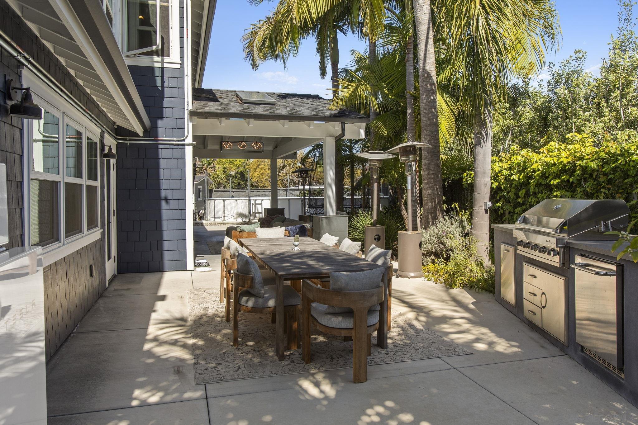 Detail Gallery Image 48 of 75 For 418  Parkwood Ln, Encinitas,  CA 92024 - 6 Beds | 5/1 Baths