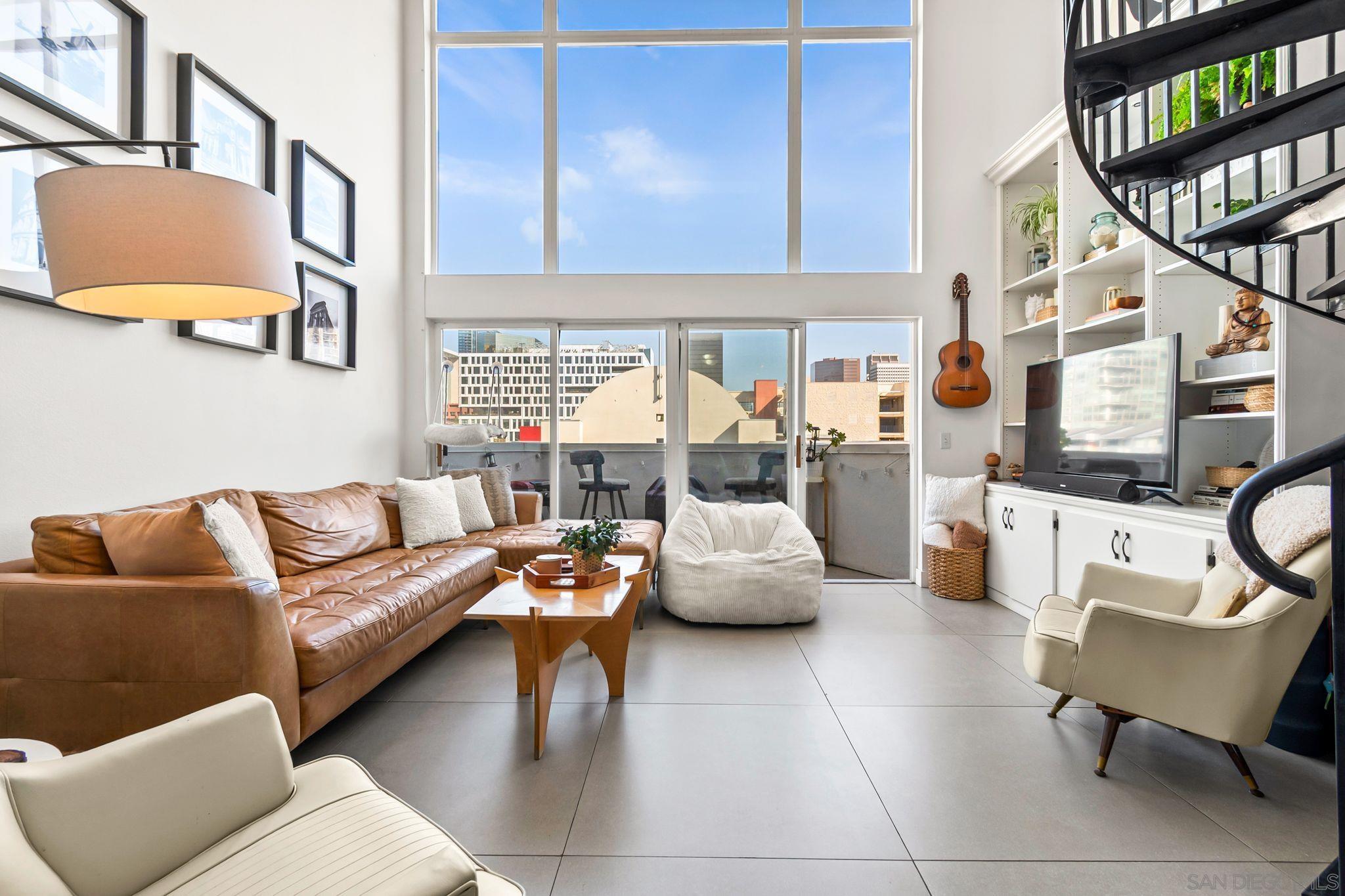 Front Image Thumbnail for SD260006594