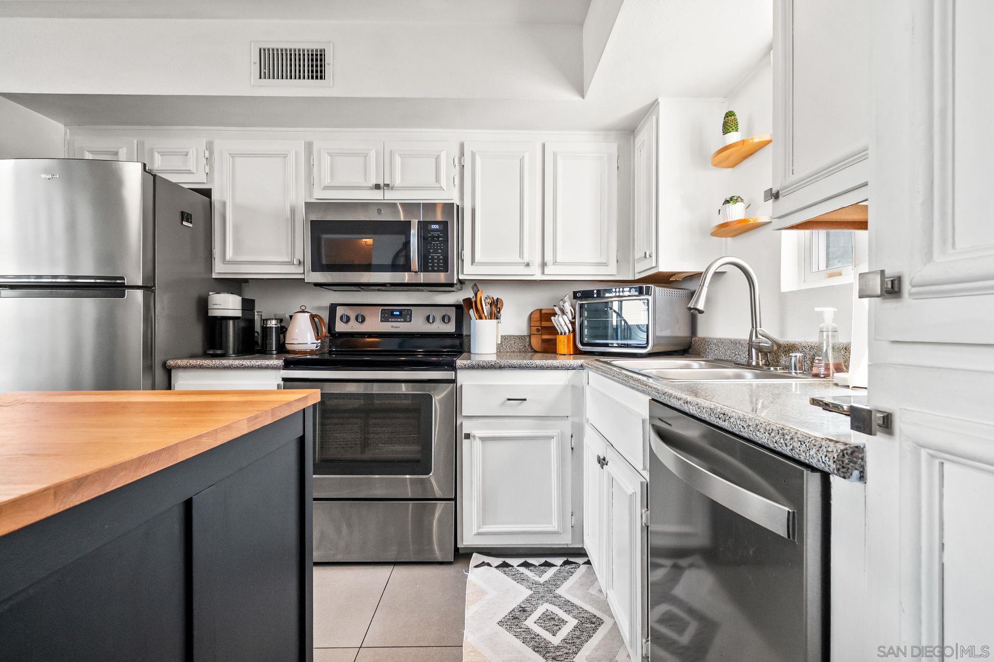 Detail Gallery Image 11 of 32 For 221  Island Ave  #503,  San Diego,  CA 92101 - 1 Beds | 2 Baths