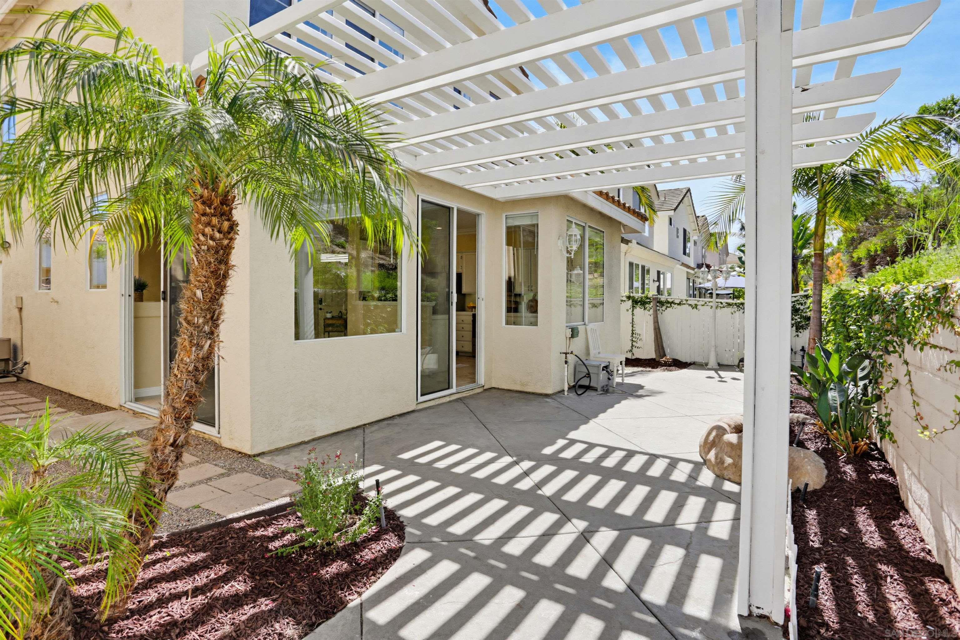 Detail Gallery Image 18 of 23 For 1983  Courage St, Vista,  CA 92081 - 3 Beds | 2/1 Baths