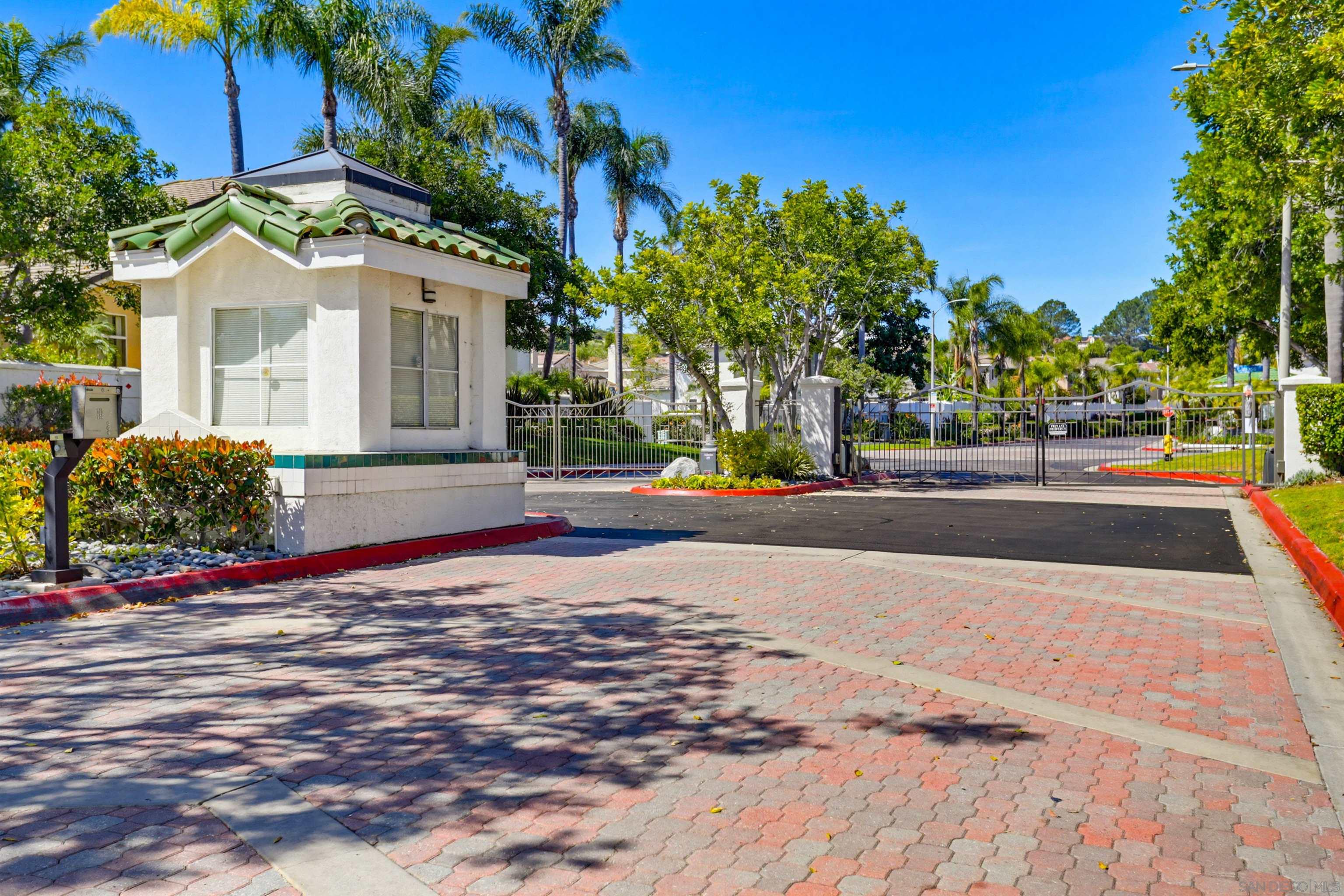 Detail Gallery Image 22 of 23 For 1983  Courage St, Vista,  CA 92081 - 3 Beds | 2/1 Baths