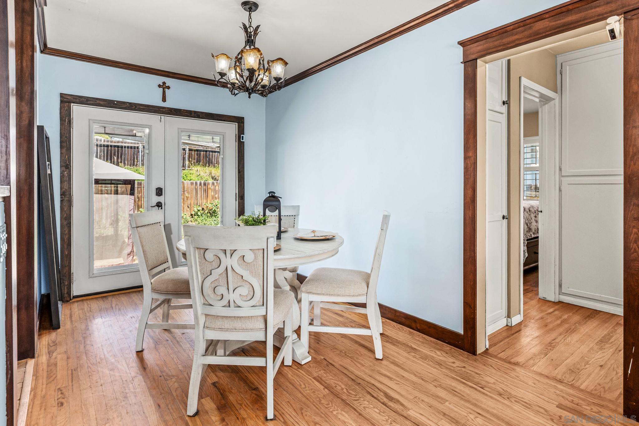 Detail Gallery Image 9 of 24 For 3448  Trophy, La Mesa,  CA 91941 - 2 Beds | 1 Baths