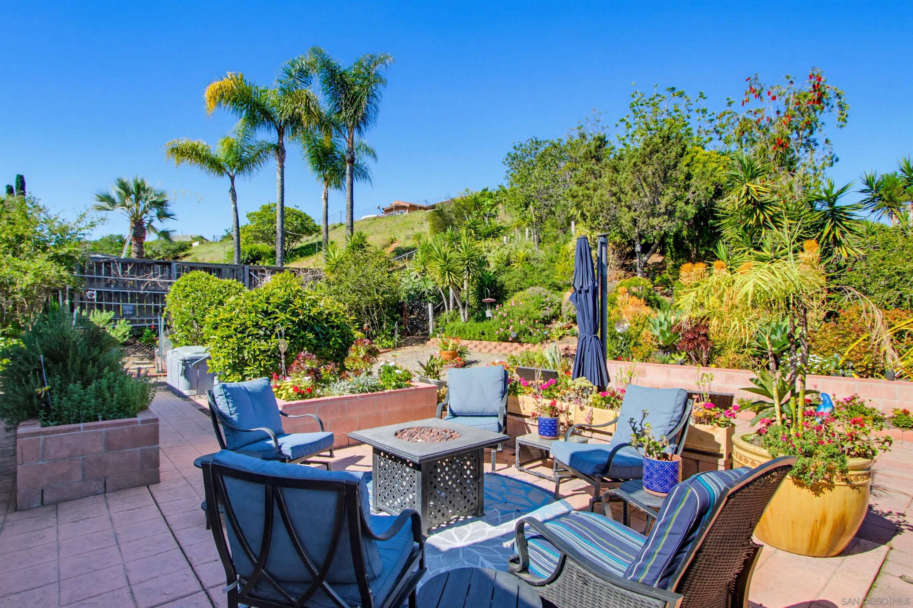 Detail Gallery Image 18 of 25 For 16872  Pinata Dr, San Diego,  CA 92128 - 3 Beds | 2 Baths