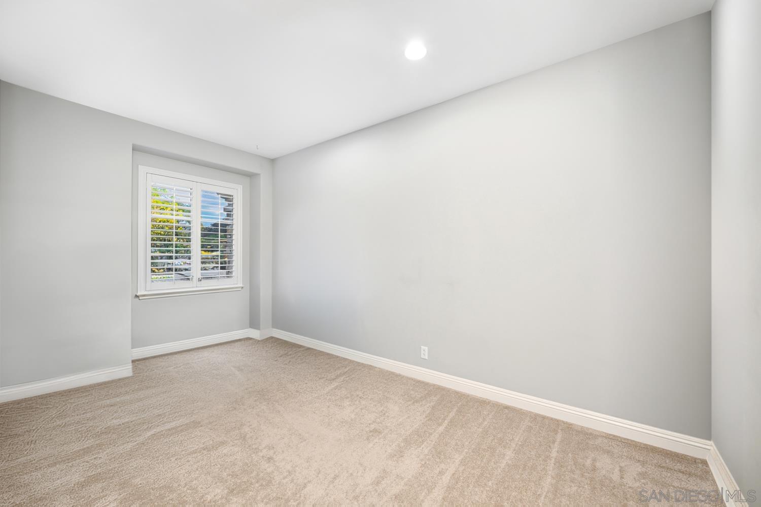 Detail Gallery Image 18 of 57 For 29190  Crystal Ridge Ct, Escondido,  CA 92026 - 5 Beds | 3/1 Baths