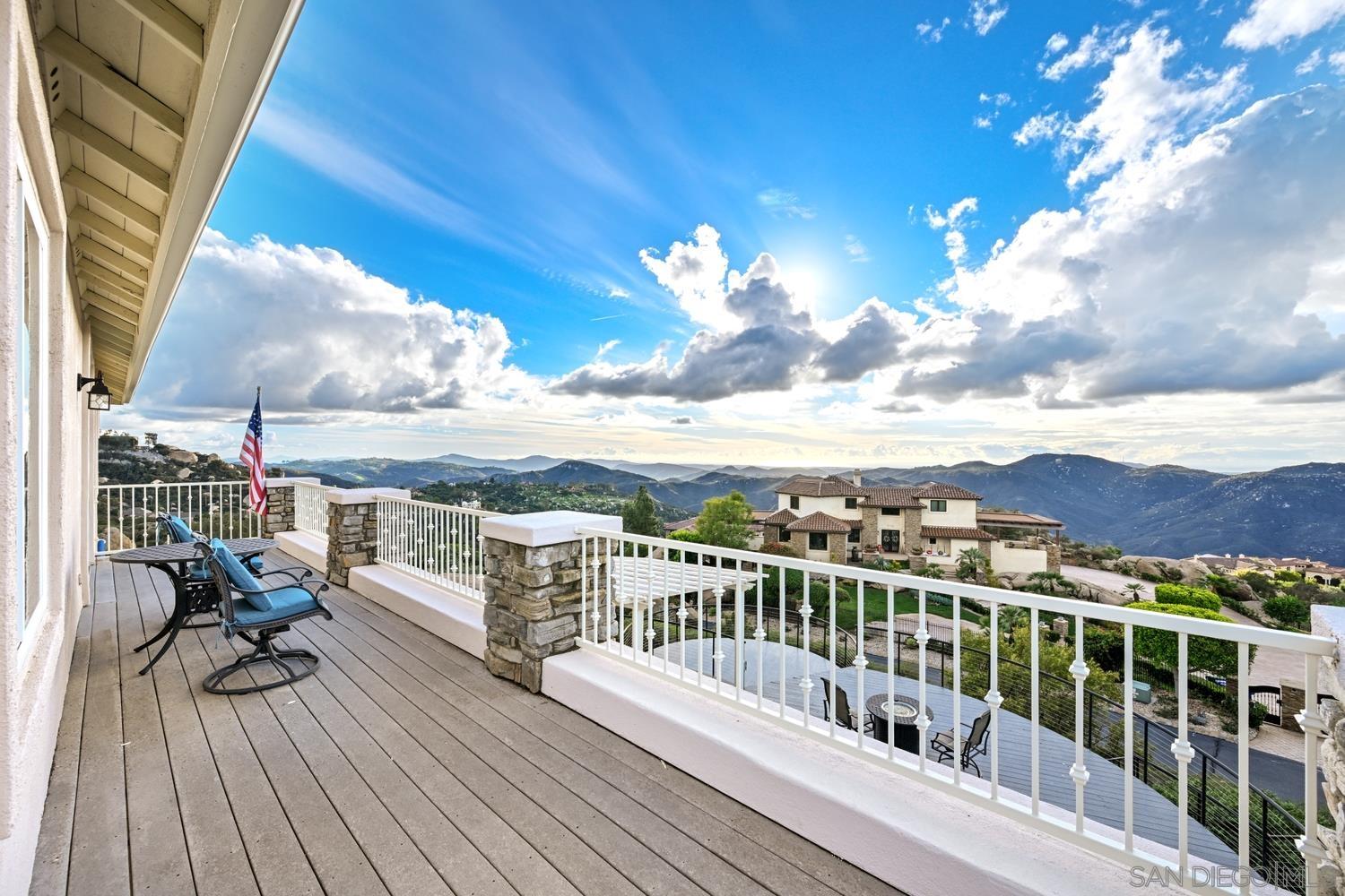 Detail Gallery Image 35 of 57 For 29190  Crystal Ridge Ct, Escondido,  CA 92026 - 5 Beds | 3/1 Baths