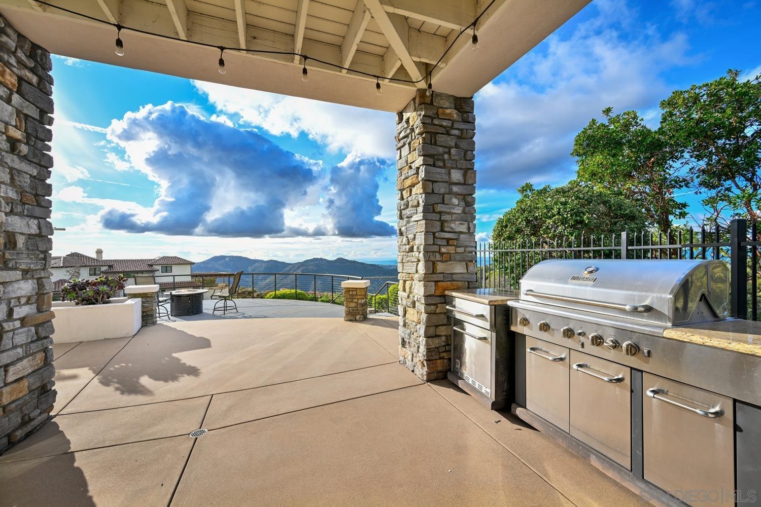 Detail Gallery Image 44 of 57 For 29190  Crystal Ridge Ct, Escondido,  CA 92026 - 5 Beds | 3/1 Baths