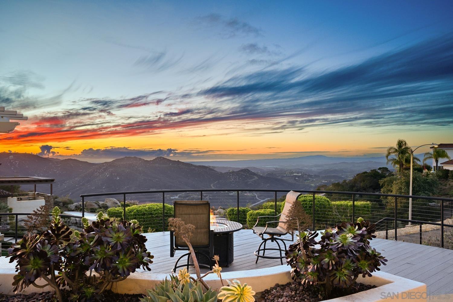 Detail Gallery Image 49 of 57 For 29190  Crystal Ridge Ct, Escondido,  CA 92026 - 5 Beds | 3/1 Baths