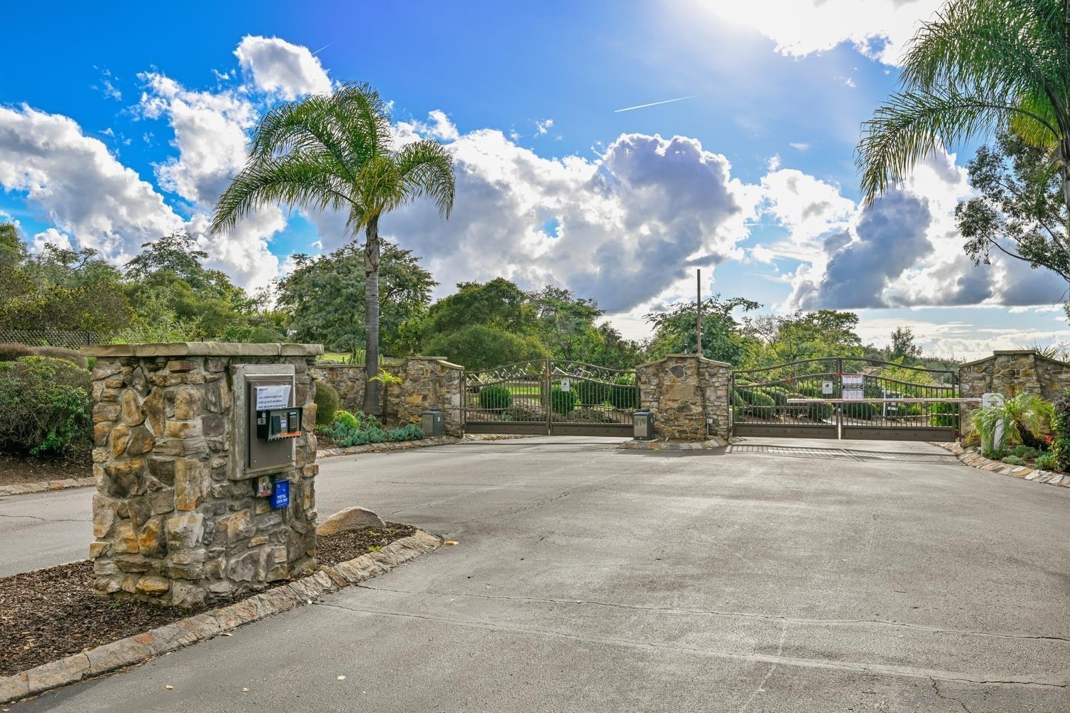 Detail Gallery Image 52 of 57 For 29190  Crystal Ridge Ct, Escondido,  CA 92026 - 5 Beds | 3/1 Baths