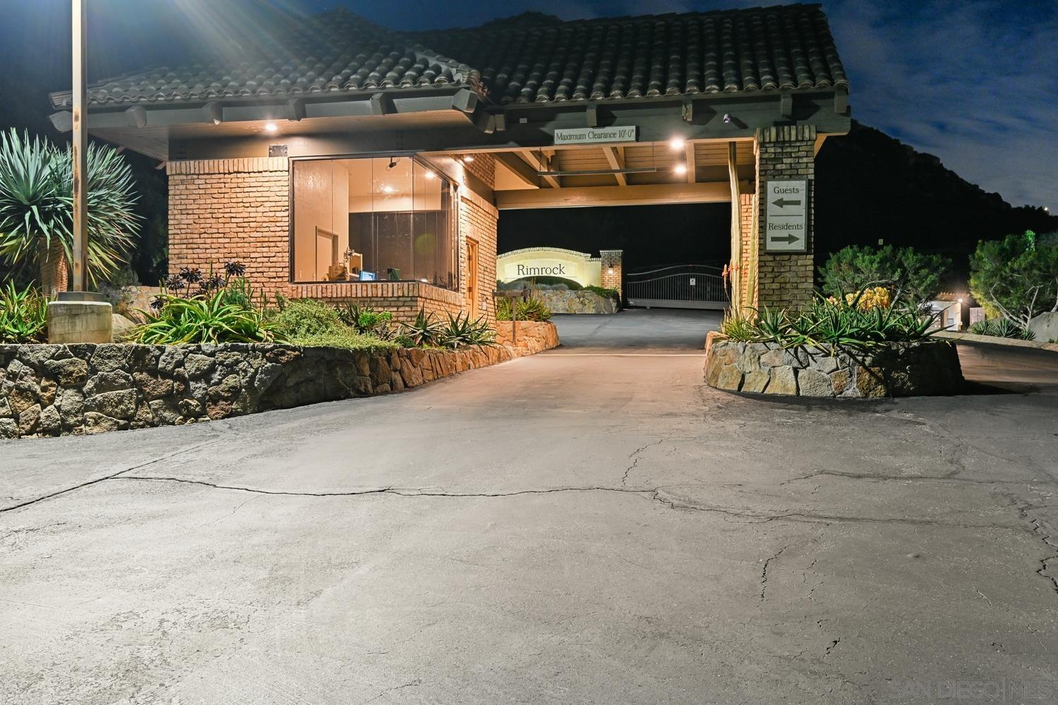 Detail Gallery Image 53 of 57 For 29190  Crystal Ridge Ct, Escondido,  CA 92026 - 5 Beds | 3/1 Baths