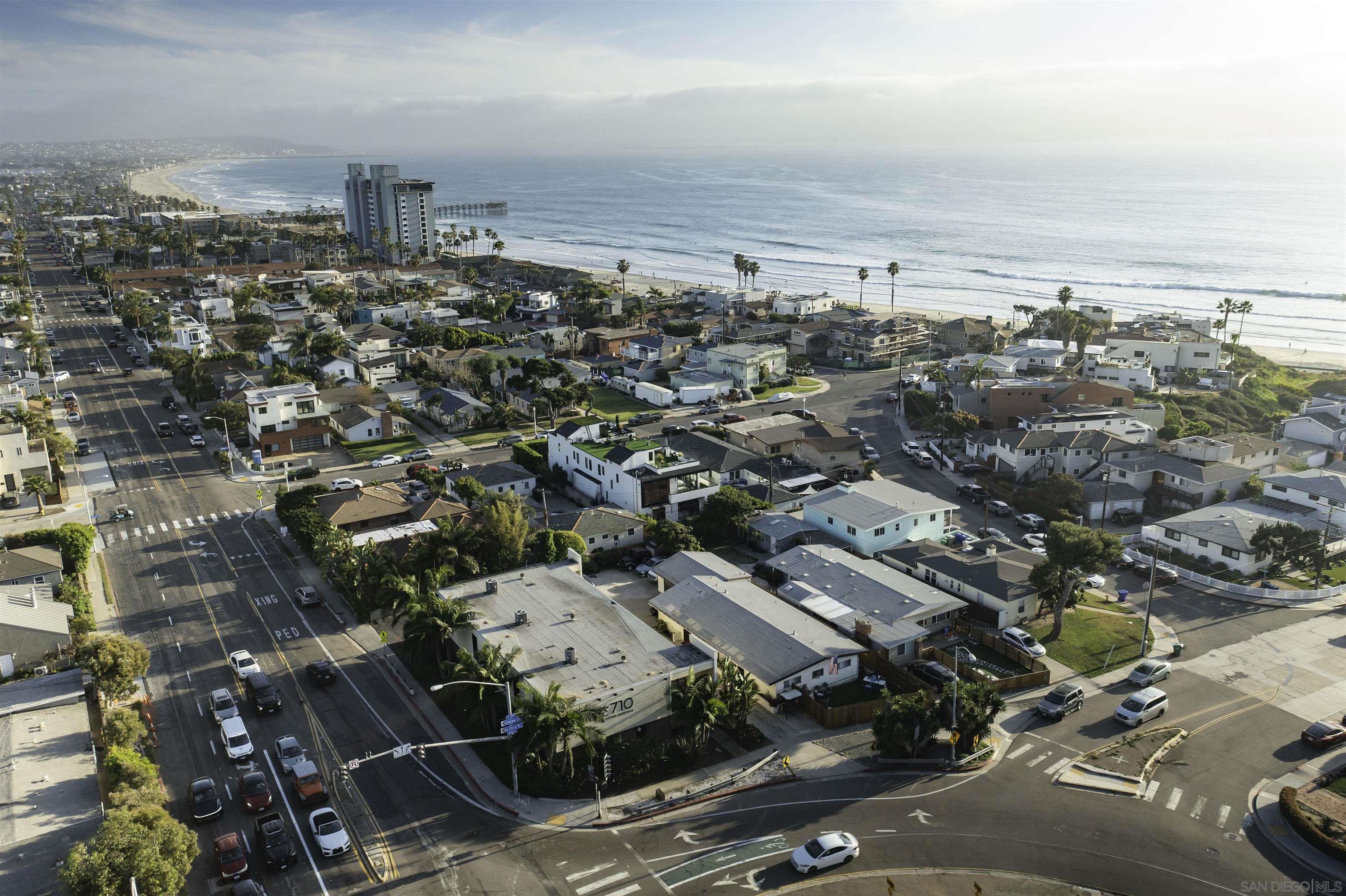 Detail Gallery Image 3 of 37 For 4980-82  La Jolla Blvd, San Diego,  CA 92109 - – Beds | – Baths
