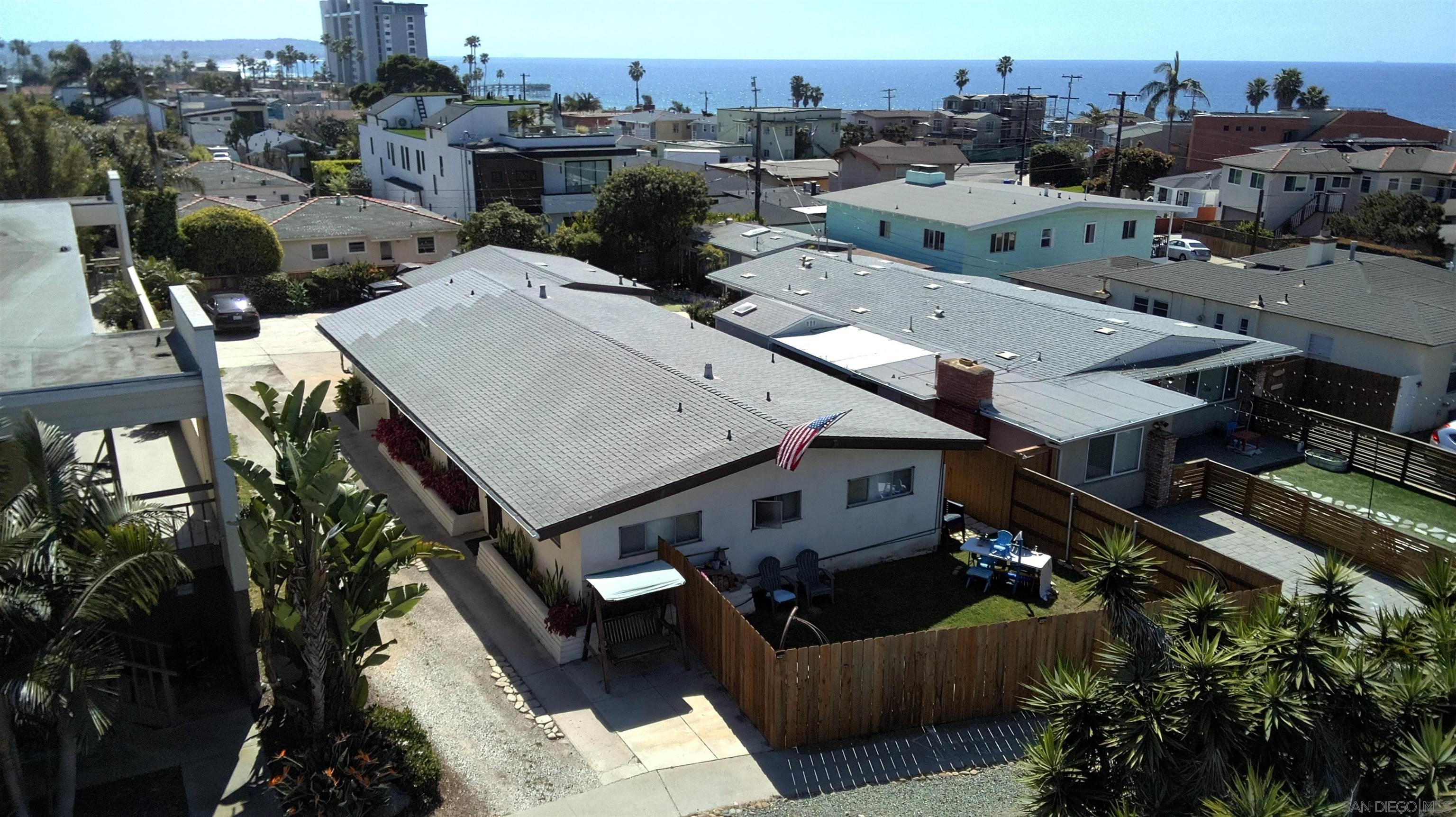 Detail Gallery Image 22 of 37 For 4980-82  La Jolla Blvd, San Diego,  CA 92109 - – Beds | – Baths