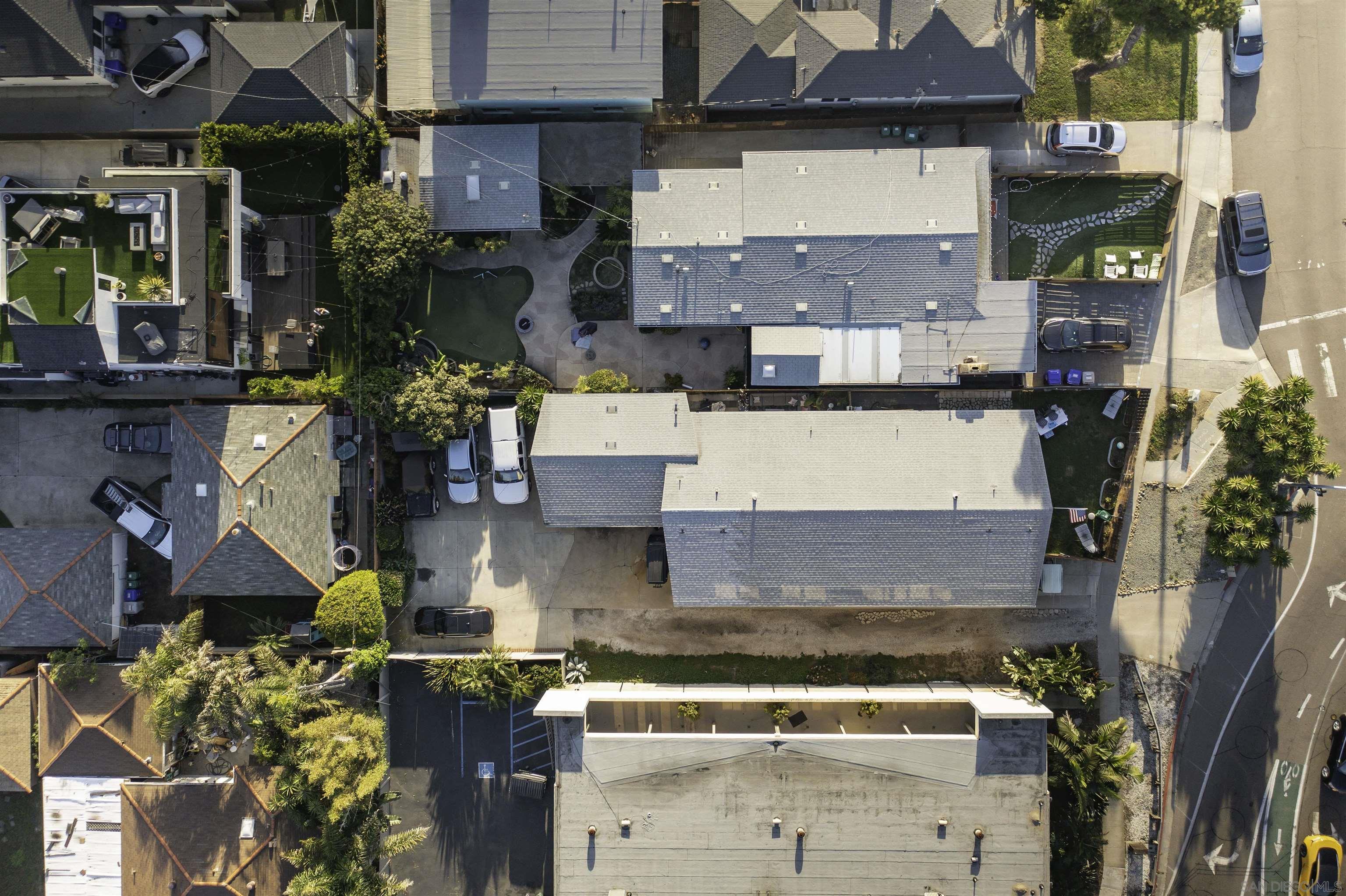 Detail Gallery Image 8 of 37 For 4980-82  La Jolla Blvd, San Diego,  CA 92109 - – Beds | – Baths