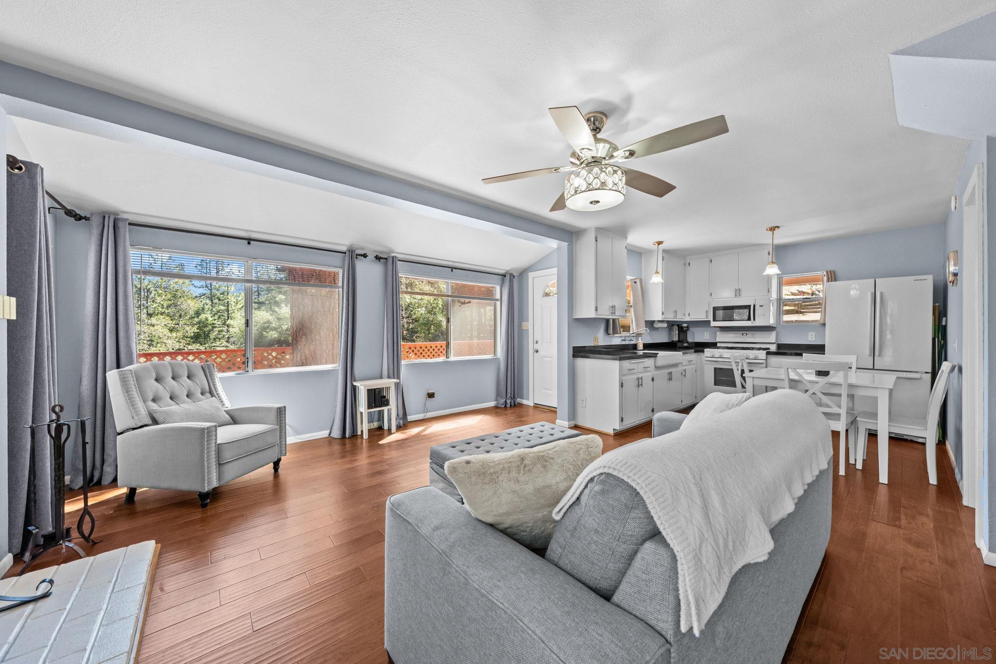 Detail Gallery Image 12 of 40 For 52910  Cedar Dr, Idyllwild,  CA 92549 - 2 Beds | 2 Baths