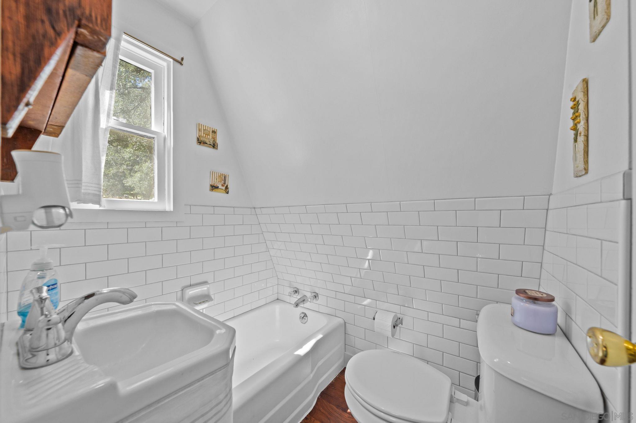 Detail Gallery Image 18 of 40 For 52910  Cedar Dr, Idyllwild,  CA 92549 - 2 Beds | 2 Baths