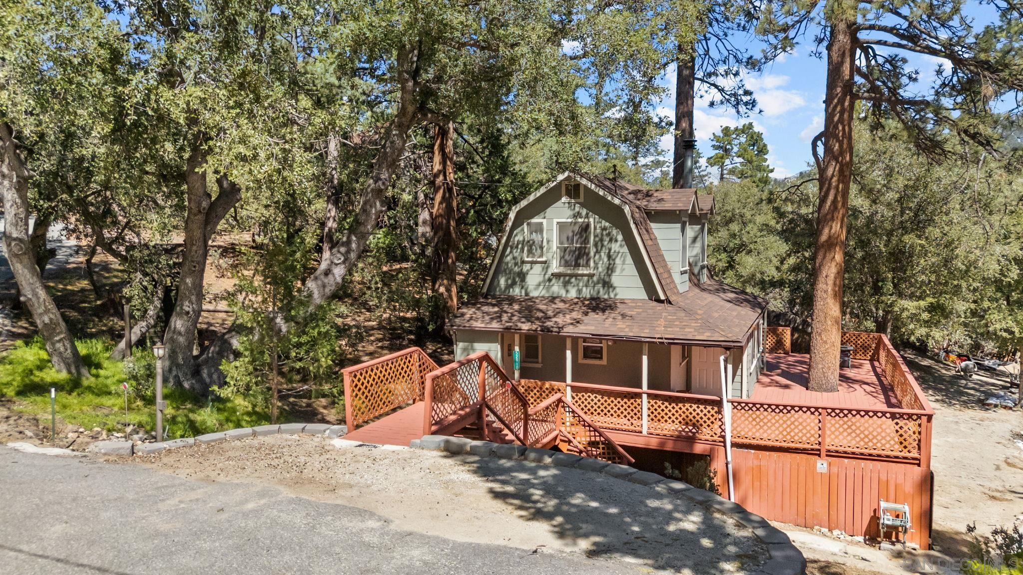 Detail Gallery Image 3 of 40 For 52910  Cedar Dr, Idyllwild,  CA 92549 - 2 Beds | 2 Baths