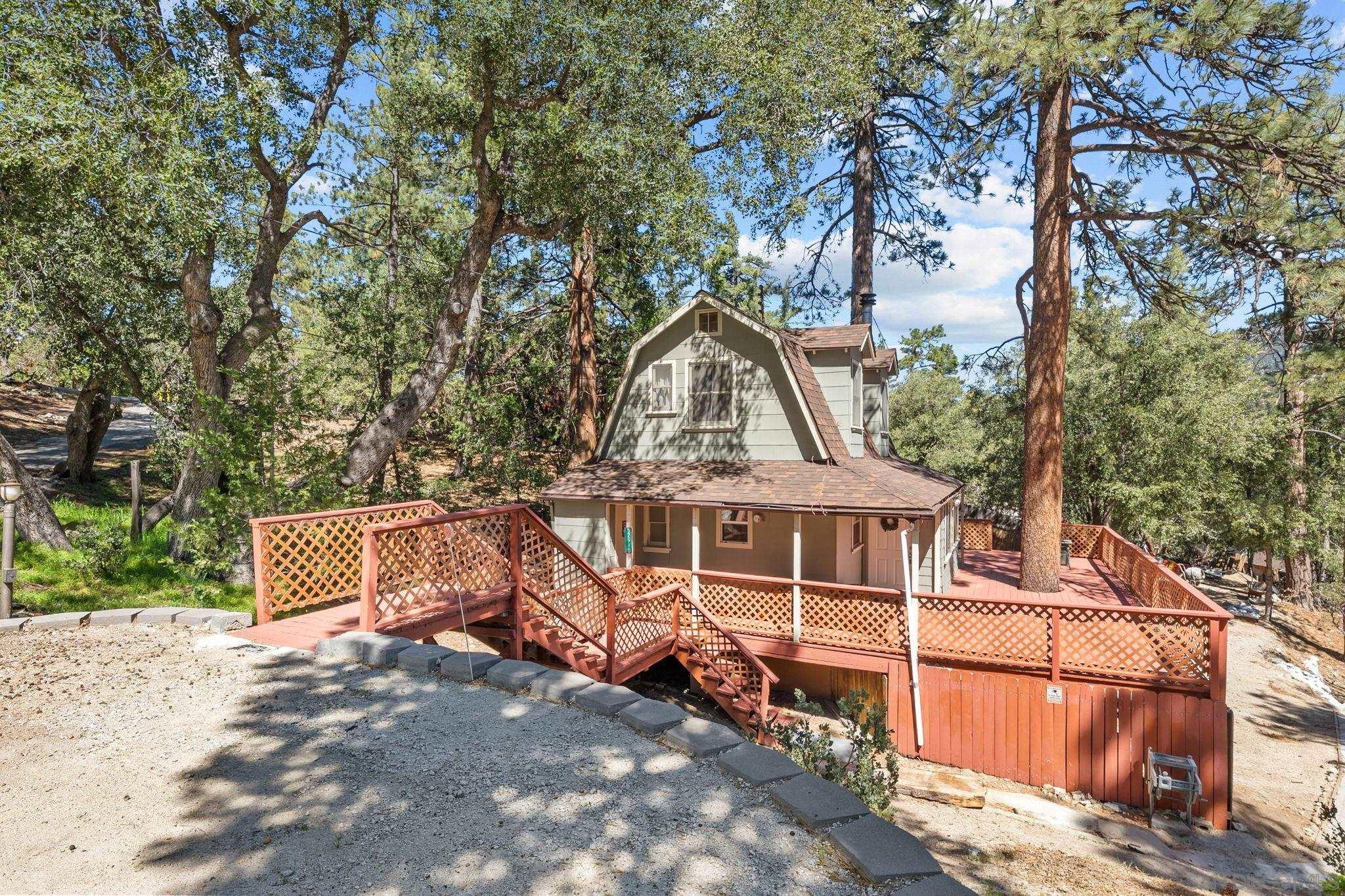 Detail Gallery Image 5 of 40 For 52910  Cedar Dr, Idyllwild,  CA 92549 - 2 Beds | 2 Baths