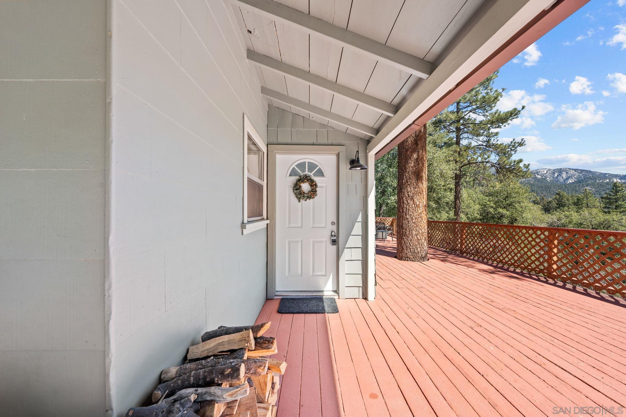 Detail Gallery Image 7 of 40 For 52910  Cedar Dr, Idyllwild,  CA 92549 - 2 Beds | 2 Baths