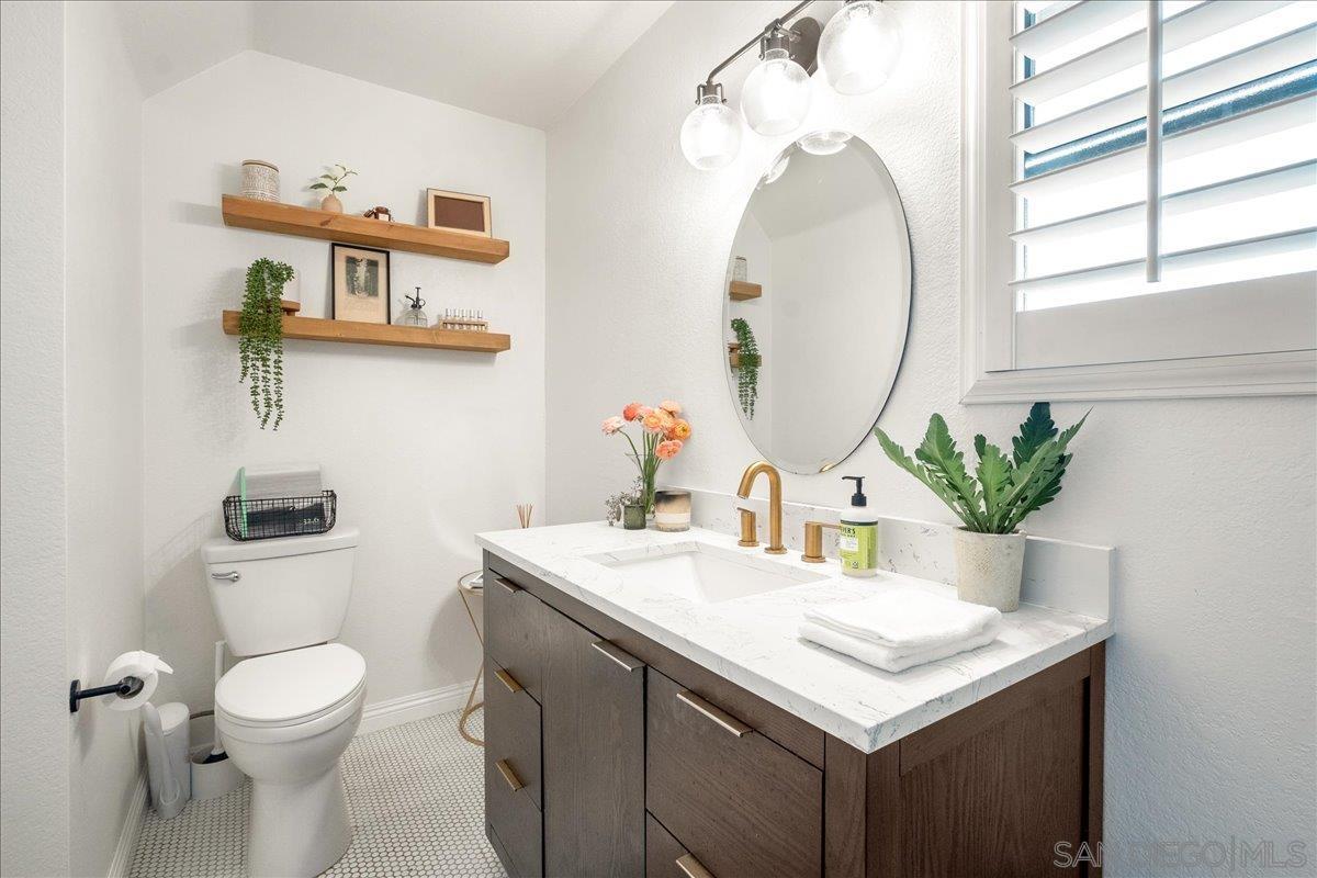 Detail Gallery Image 11 of 22 For 2828  Famosa Blvd  #305,  San Diego,  CA 92107 - 1 Beds | 1 Baths