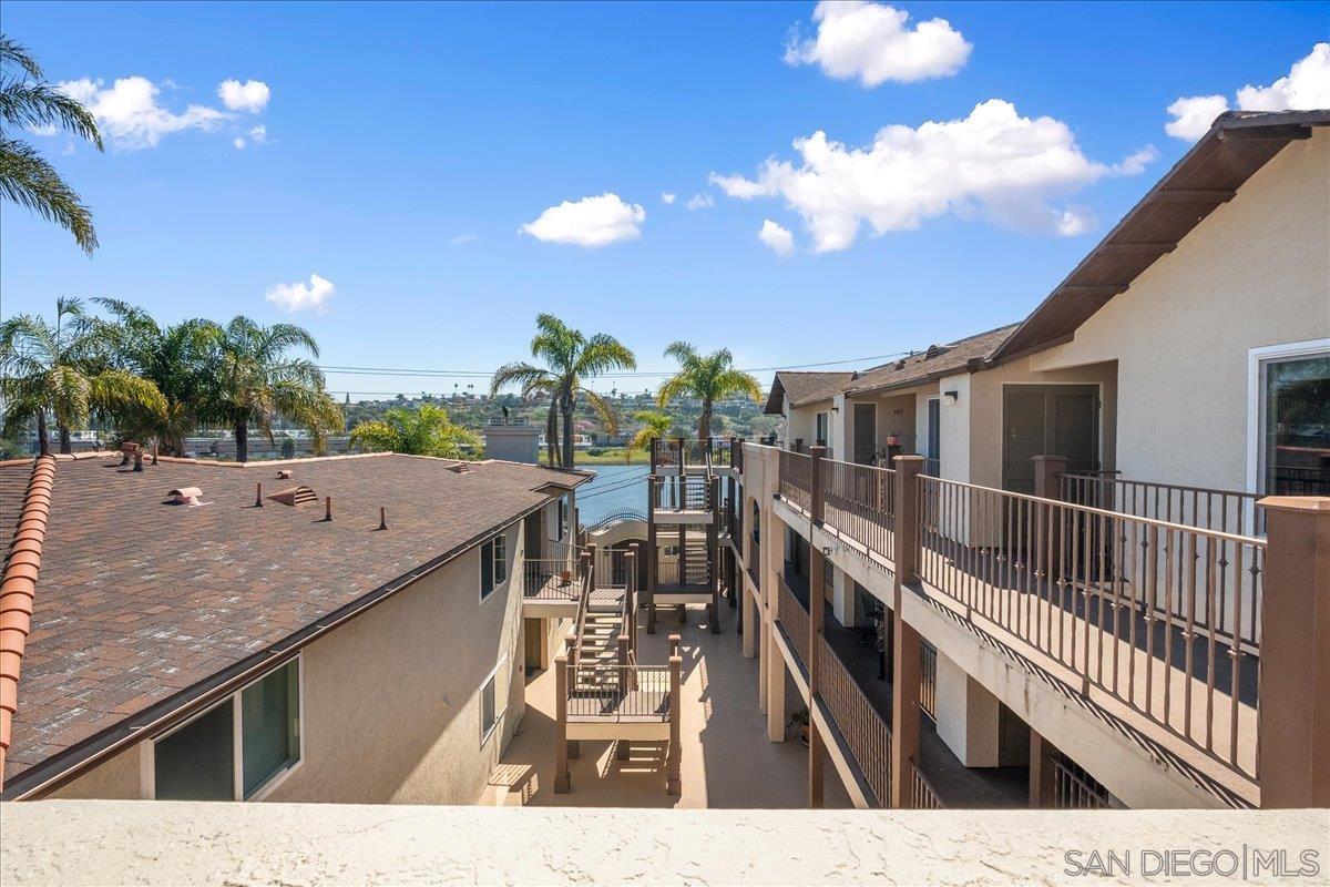 Detail Gallery Image 17 of 22 For 2828  Famosa Blvd  #305,  San Diego,  CA 92107 - 1 Beds | 1 Baths