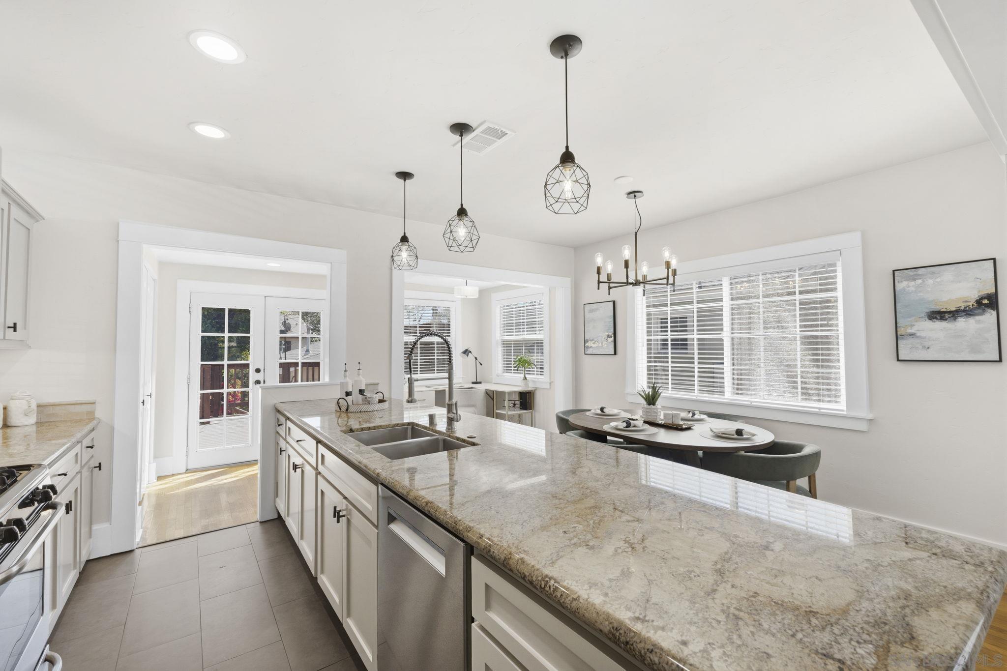 Detail Gallery Image 17 of 64 For 3315  Gregory St, San Diego,  CA 92104 - 2 Beds | 1 Baths