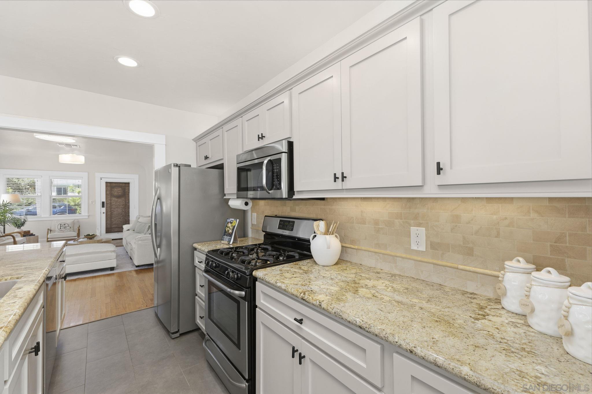 Detail Gallery Image 19 of 64 For 3315  Gregory St, San Diego,  CA 92104 - 2 Beds | 1 Baths