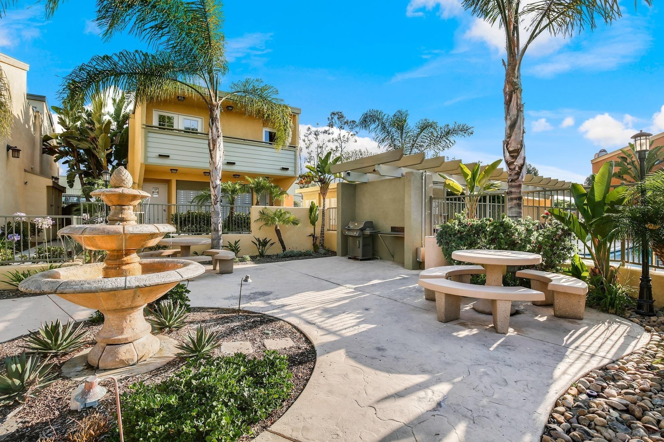 Detail Gallery Image 28 of 29 For 5252  Balboa Arms Dr  #205,  San Diego,  CA 92117 - 3 Beds | 2 Baths