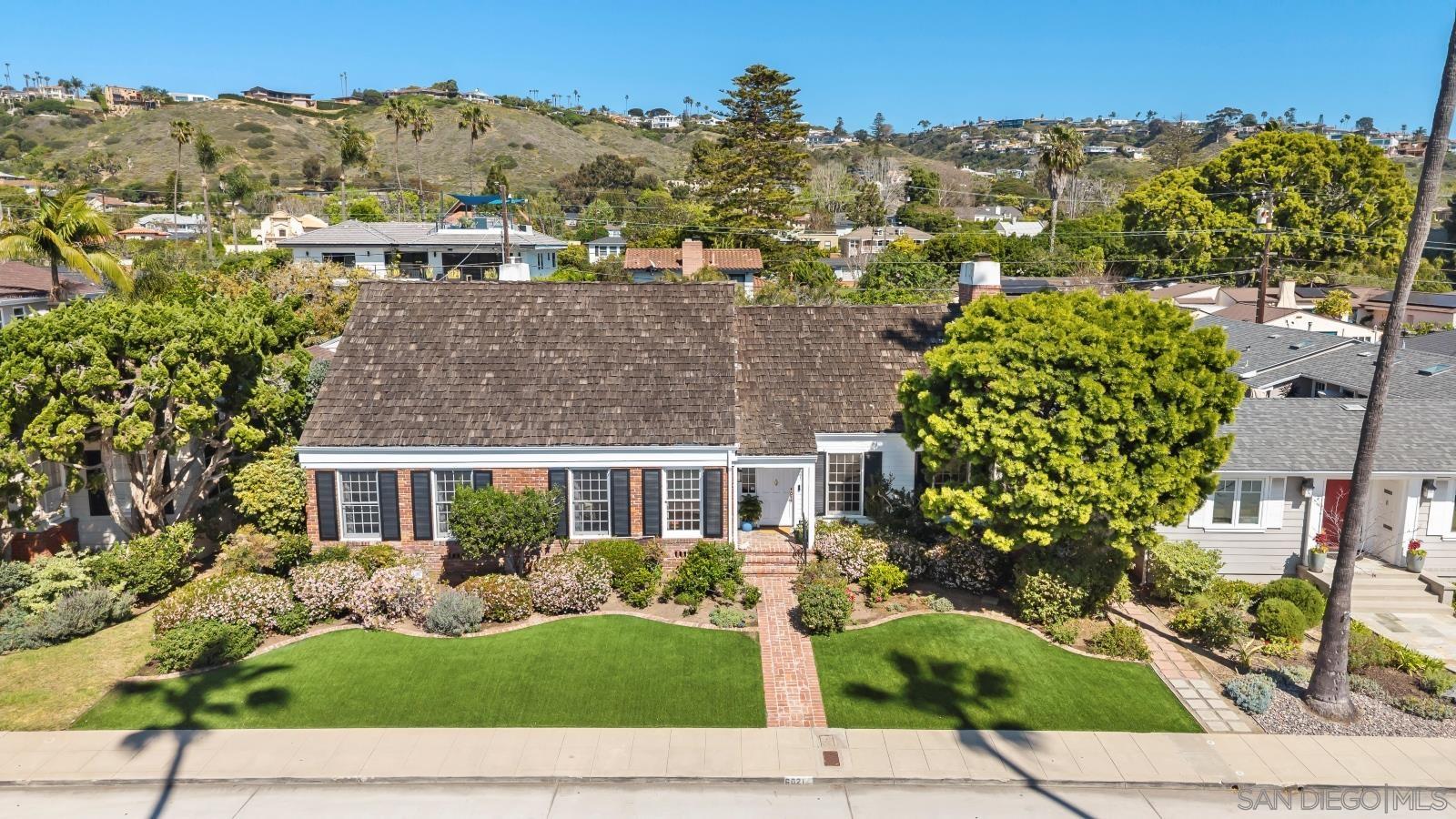 Detail Gallery Image 28 of 32 For 6021  Vista De La Mesa, La Jolla,  CA 92037 - 2 Beds | 2/1 Baths