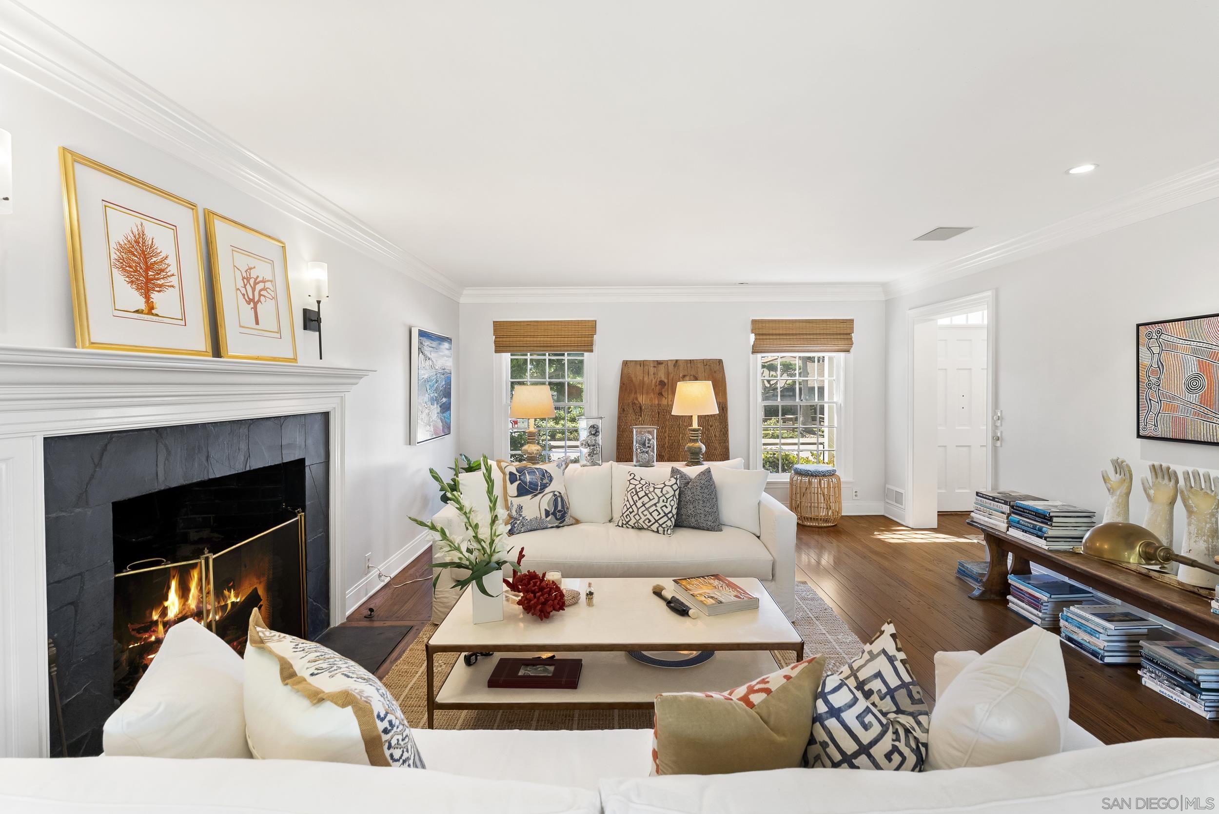 Detail Gallery Image 7 of 32 For 6021  Vista De La Mesa, La Jolla,  CA 92037 - 2 Beds | 2/1 Baths