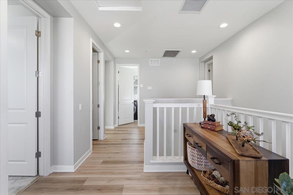 Detail Gallery Image 19 of 28 For 477  Village Greens, San Marcos,  CA 92078 - 3 Beds | 2/1 Baths