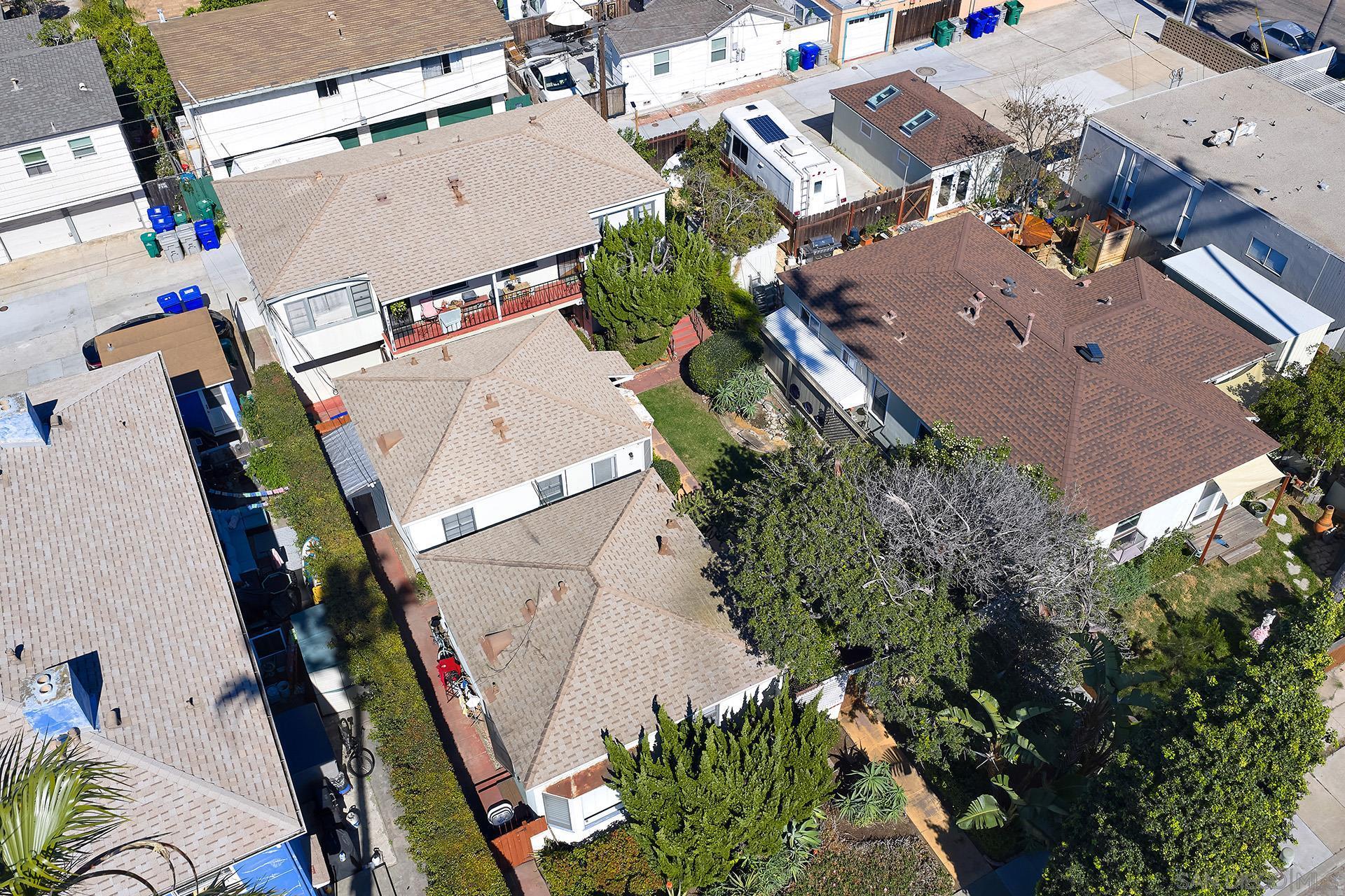 Detail Gallery Image 10 of 15 For 4618-24  Voltaire St, San Diego,  CA 92107 - – Beds | – Baths