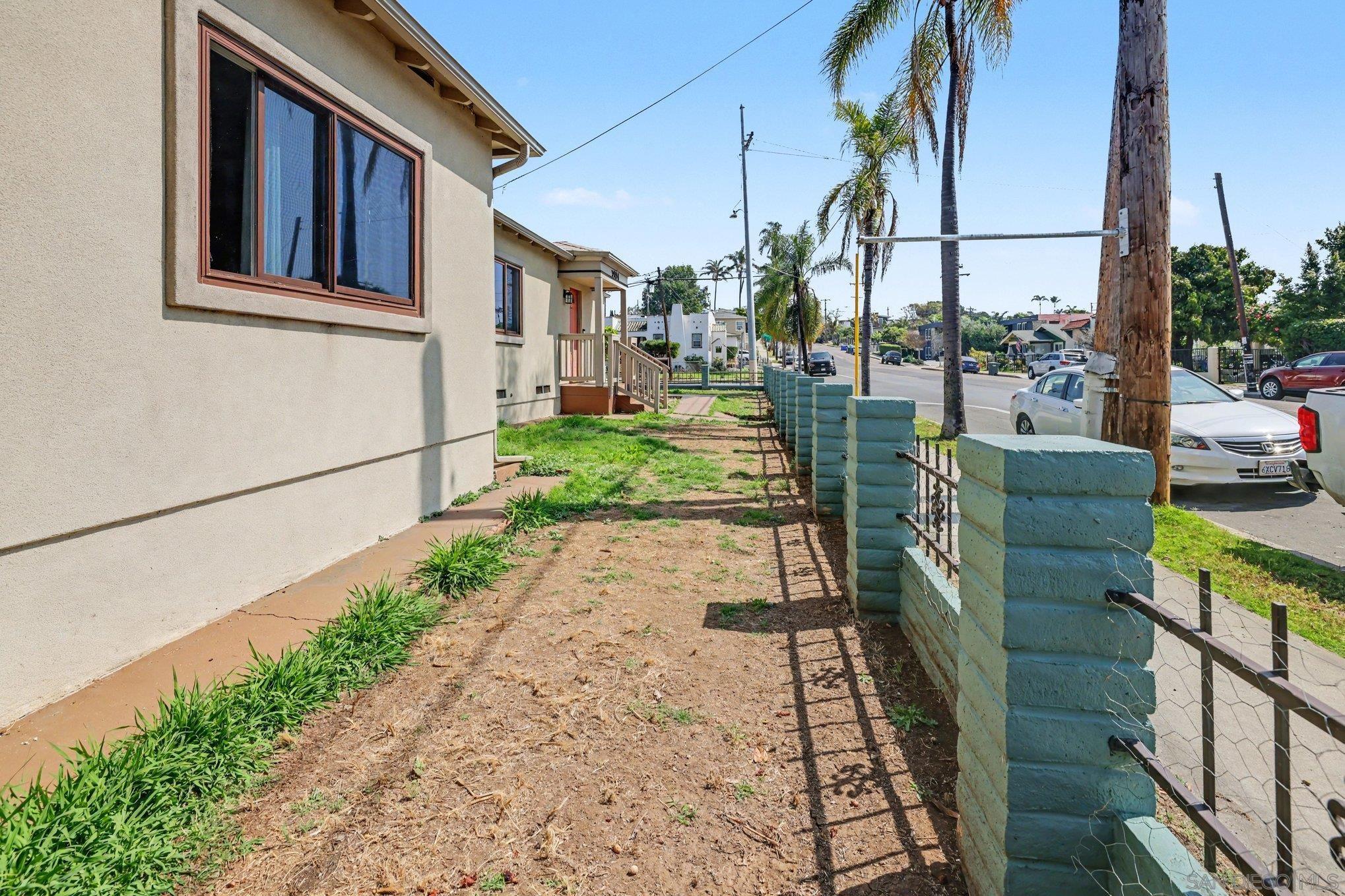 Detail Gallery Image 13 of 37 For 3994  Division St, San Diego,  CA 92113 - 3 Beds | 2 Baths