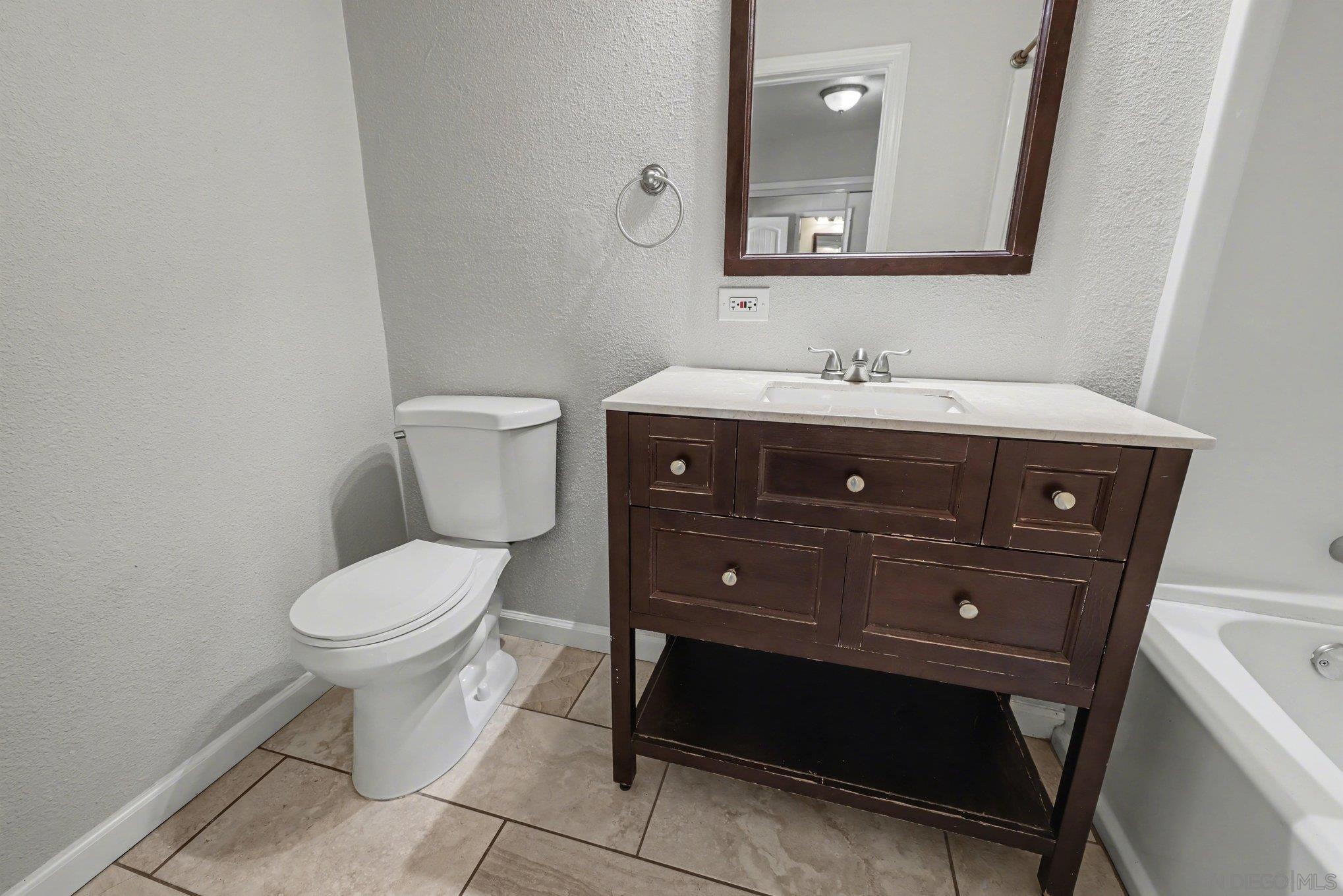 Detail Gallery Image 22 of 37 For 3994  Division St, San Diego,  CA 92113 - 3 Beds | 2 Baths