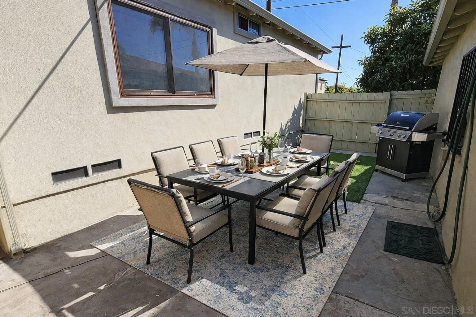 Detail Gallery Image 6 of 37 For 3994  Division St, San Diego,  CA 92113 - 3 Beds | 2 Baths