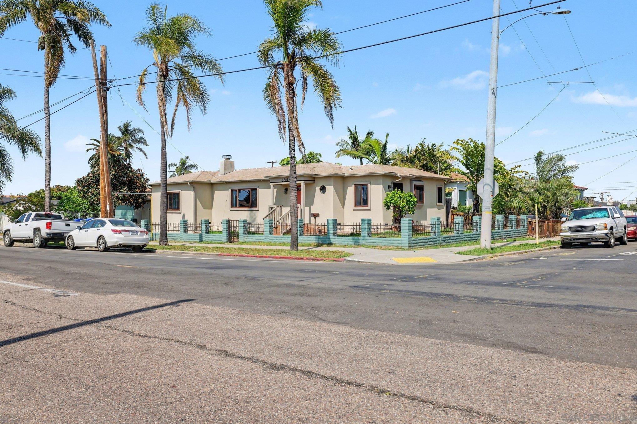 Detail Gallery Image 8 of 37 For 3994  Division St, San Diego,  CA 92113 - 3 Beds | 2 Baths