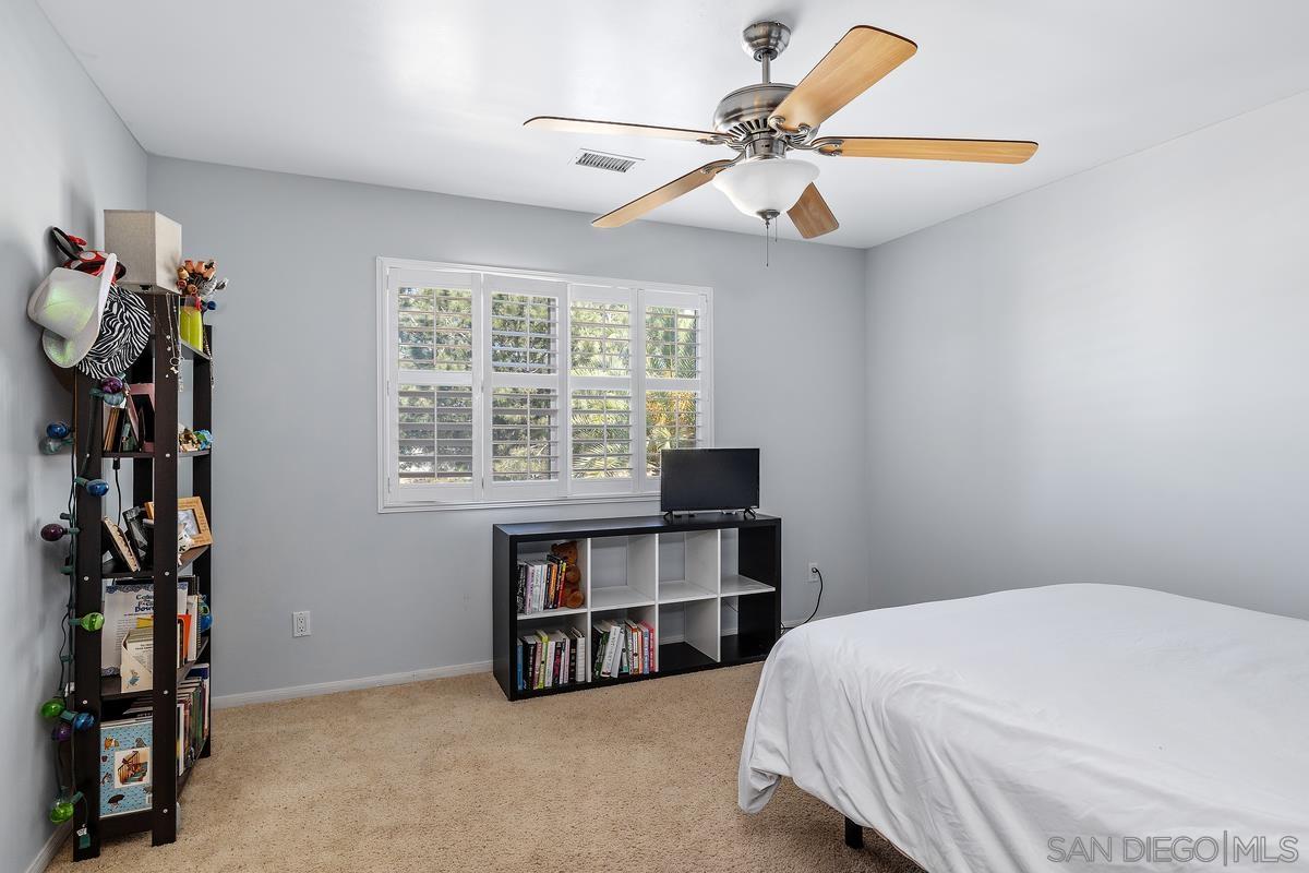 Detail Gallery Image 14 of 23 For 2125  Grand Ave., San Diego,  CA 92109 - 3 Beds | 3/1 Baths