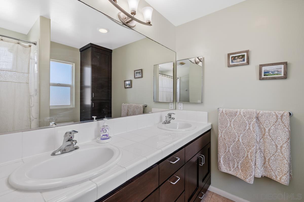 Detail Gallery Image 18 of 23 For 2125  Grand Ave., San Diego,  CA 92109 - 3 Beds | 3/1 Baths