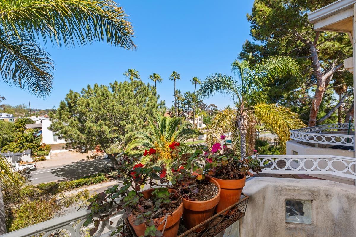 Detail Gallery Image 19 of 23 For 2125  Grand Ave., San Diego,  CA 92109 - 3 Beds | 3/1 Baths