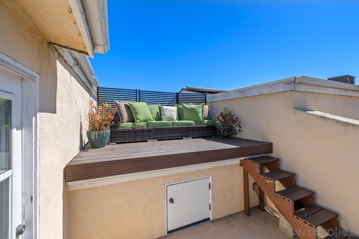 Detail Gallery Image 20 of 23 For 2125  Grand Ave., San Diego,  CA 92109 - 3 Beds | 3/1 Baths