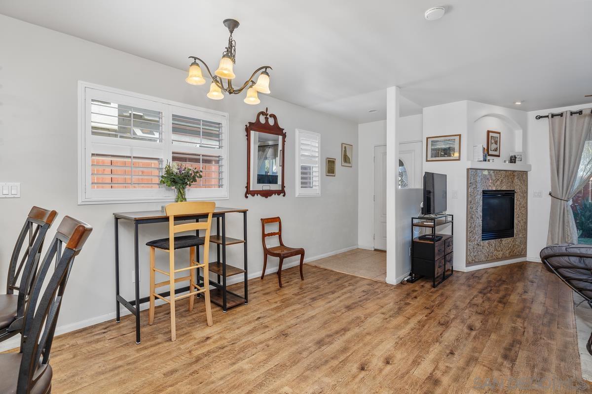 Detail Gallery Image 3 of 23 For 2125  Grand Ave., San Diego,  CA 92109 - 3 Beds | 3/1 Baths