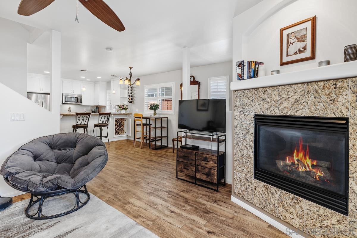 Detail Gallery Image 6 of 23 For 2125  Grand Ave., San Diego,  CA 92109 - 3 Beds | 3/1 Baths