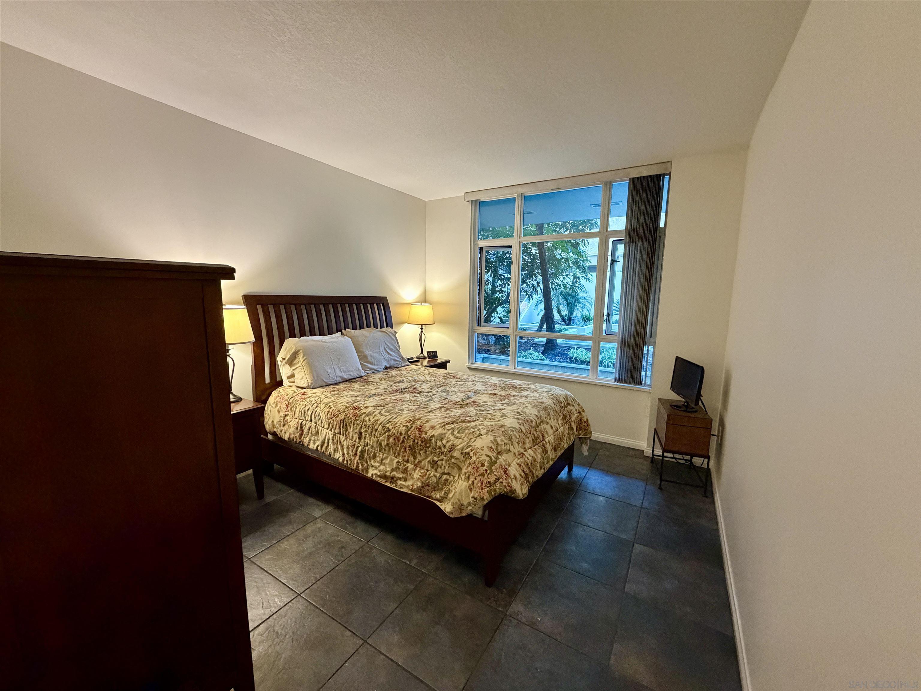 Detail Gallery Image 2 of 70 For 850  Beech St  214, San Diego,  CA 92101 - 1 Beds | 1 Baths