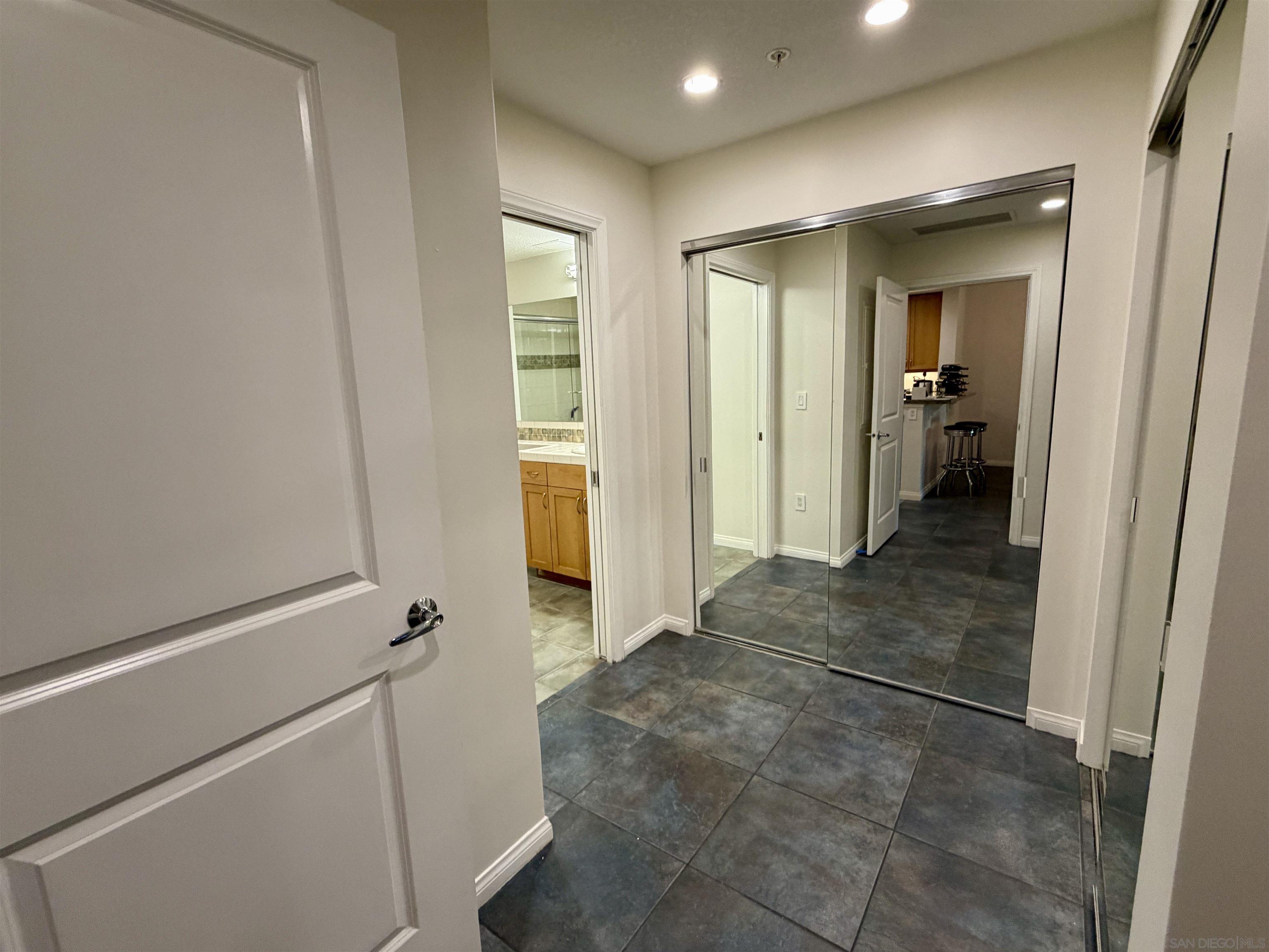 Detail Gallery Image 10 of 70 For 850  Beech St  214, San Diego,  CA 92101 - 1 Beds | 1 Baths