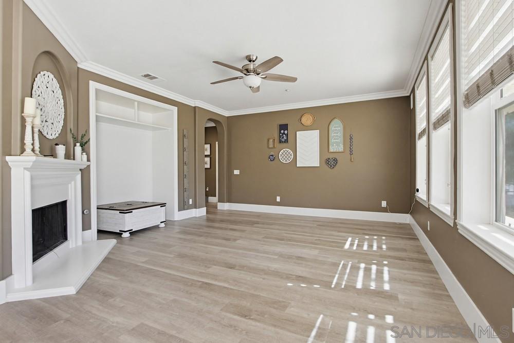 Detail Gallery Image 19 of 75 For Golden Oak Pl, Escondido,  CA 92027 - 5 Beds | 3 Baths