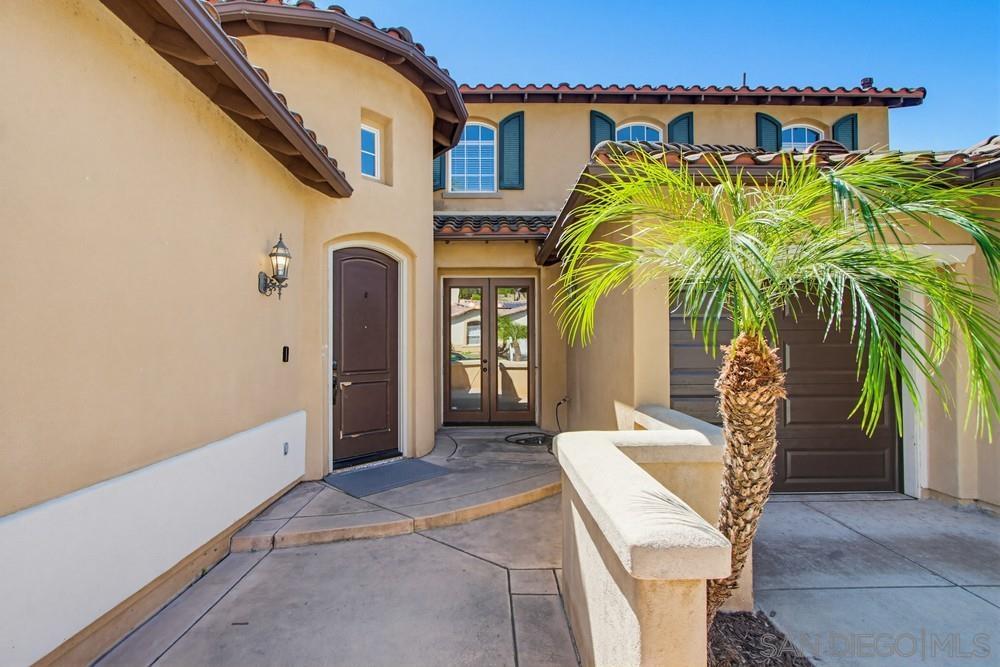 Detail Gallery Image 5 of 75 For Golden Oak Pl, Escondido,  CA 92027 - 5 Beds | 3 Baths